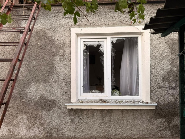 Російські дрони та артилерія обстріляли Нікопольщину: постраждалі та руйнування6