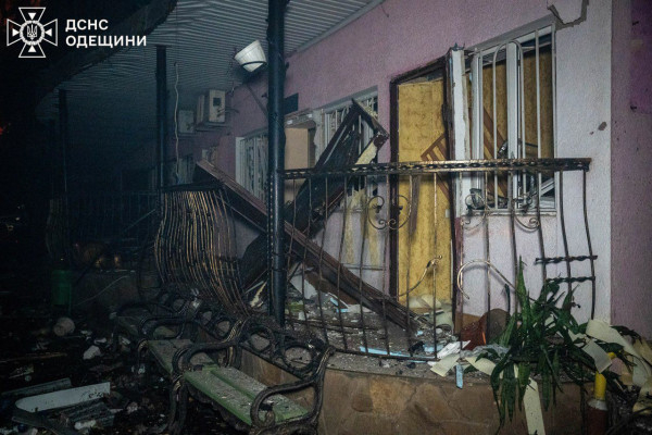 Сьогодні вночі ворог масовано обстріляв Харківщину, Чернігівщину, Одесу: є загиблі і постраждалі6