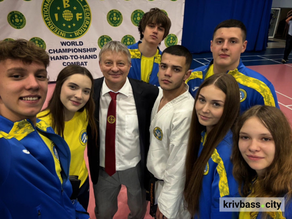 Троє спортсменів з Кривого Рогу стали чемпіонами світу з рукопашного бою на чемпіонаті у Польщі1