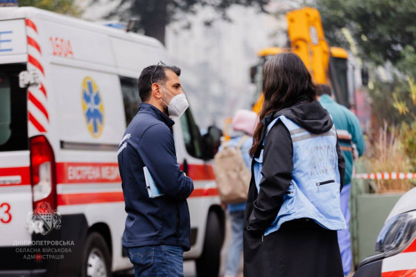 У Дніпрі вже відомо про 31 – го постраждалого внаслідок ворожого обстрілу, рятувальні роботи продовжуються, над областю збито 3 БпЛА окупантів1