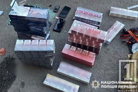 У Кривому Розі чоловіки накрали цигарок майже на 400 тис грн1