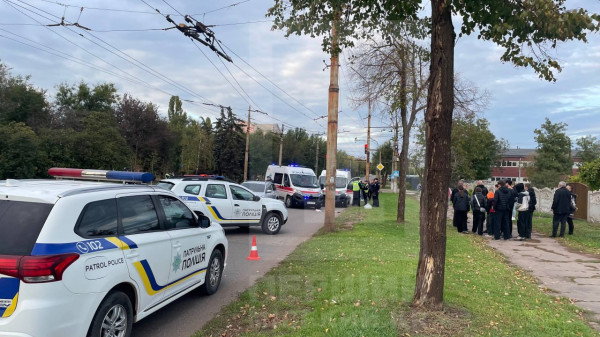 У Кривому Розі легковик збив на смерть 13-річного хлопчика ОНОВЛЕНО 17.591