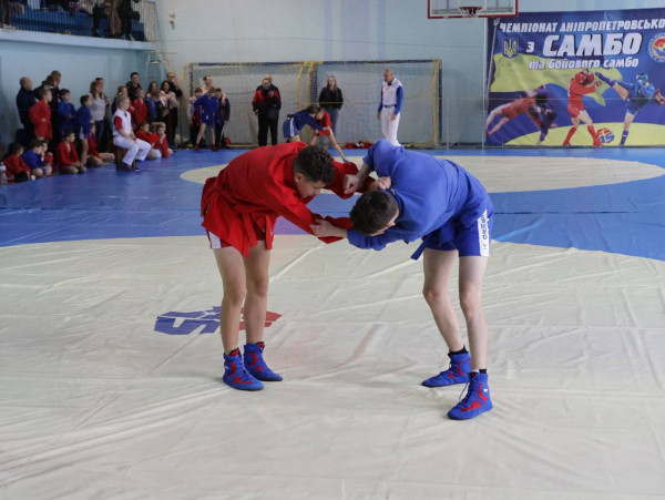 У Кривому Розі відбулися Кубок і чемпіонат Дніпропетровщини з боротьби самбо3