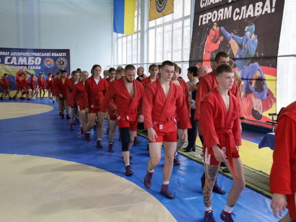 У Кривому Розі відбулися Кубок і чемпіонат Дніпропетровщини з боротьби самбо2