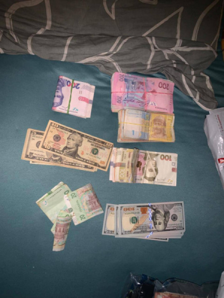 У Криворізькому районі викрили масштабну схему продажу контрафактних цигарок1
