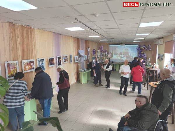 Виставка Станіслава Лебединського у Центрі профосвіти в Кривому Розі