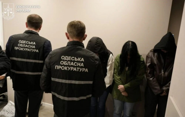 В Одесі викрили шахрайський колцентр, який ошукав понад 1500 людей0
