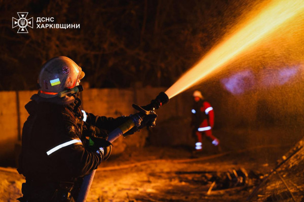 Вчора пізно увечері росіяни атакували Харків ударними дронами, є постраждалі4