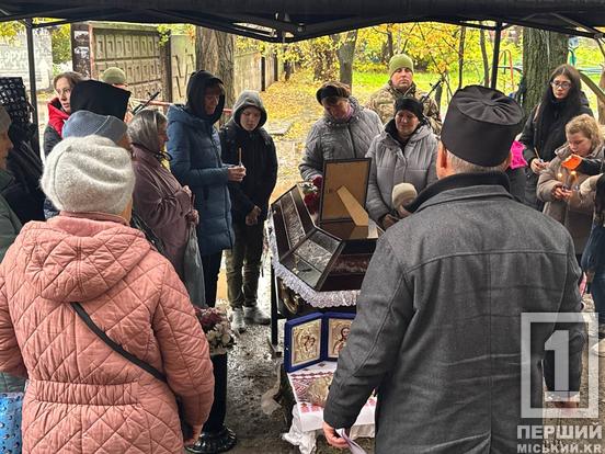Віддав найдорожче, щоб син ріс під мирним небом: у Кривому Розі провели в останню путь захисника Олександра Євграфова3