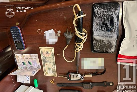 Викрали з кафе, катували паяльником і вимагали пів мільйона доларів: у Кривому Розі затримали трьох осіб з банди вимагачів2