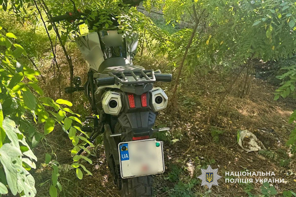 Викрав планшет і мотоцикл — поїздка закінчилася за ґратами0