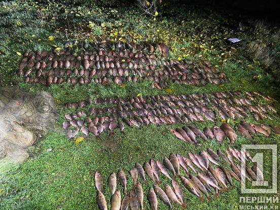Виловили понад 160 кг риби сітками: на Інгульці викрили браконьєрів, що не розмінювалися на «дрібниці»1