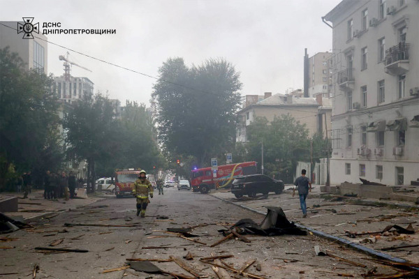 Ворог вдарив дронами по Дніпру3