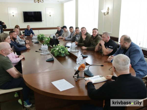 За спортивні перемоги на міжнародному рівні: ветерани Кривого Рогу отримали сертифікати на мільйон гривень3