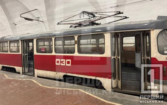 Блискавично зреагували задля уникнення наслідків: на станції «проспект Металургів» було коротке замикання у трамваї