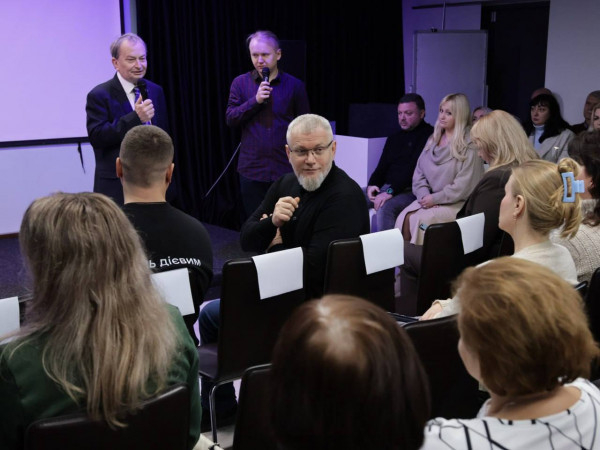 Діалог і підтримка підприємців: У Кривому Розі підбили підсумки успішної роботи грантових програм для бізнесу1