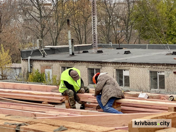 ГЗК Метінвесту допомагають проводити ремонти у Глеюватській громаді4