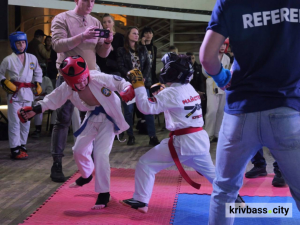 Команда Кривого Рогу стала переможцем Кубка міста з рукопашного бою3