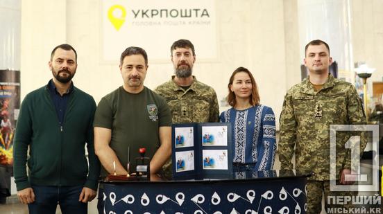 Марка, що говорить про боротьбу поколінь: «Укрпошта» присвятила новий випуск захисникам 110-ї ОМБр1