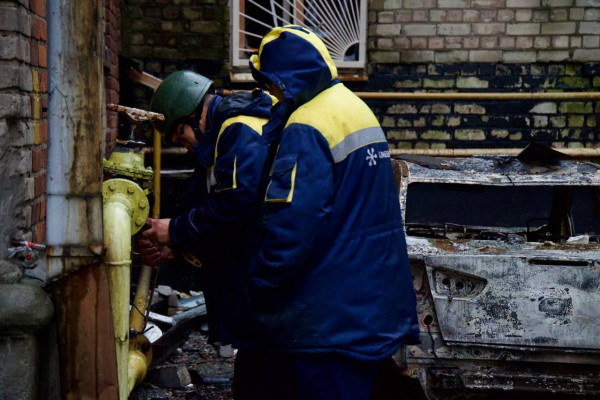 Масована нічна атака на Дніпропетровщину: поранені, пожежі та масштабні руйнування2