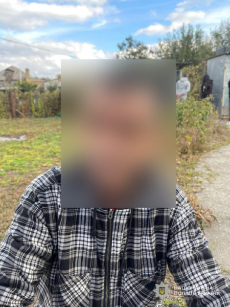 На Дніпропетровщині викрили правопорушника, який виростив 77 кущів конопель0