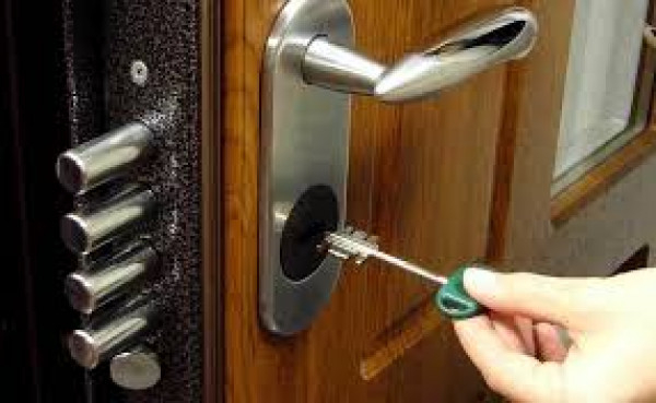 На Сонячному активізувалися квартирні злодії0