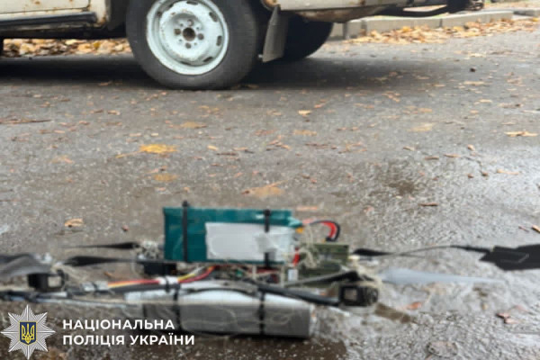 Поліція закликає мешканців до пильності: у прифронтових громадах Нікопольщини фіксують небезпечні знахідки після атак рф0