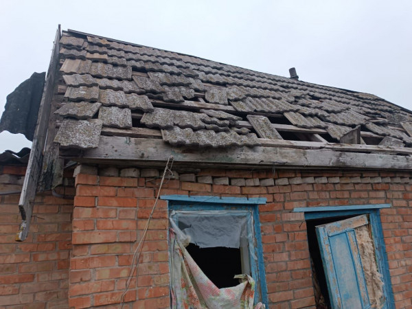 Російські обстріли на Нікопольщині та Синельниківщині: пошкоджено житло, інфраструктуру та поранено людину3