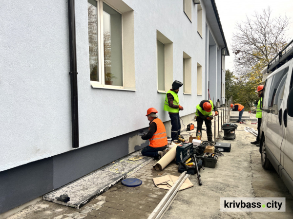 Сучасна медицина у громадах Криворіжжя: за підтримки Метінвесту в Лозуватці модернізують амбулаторію1