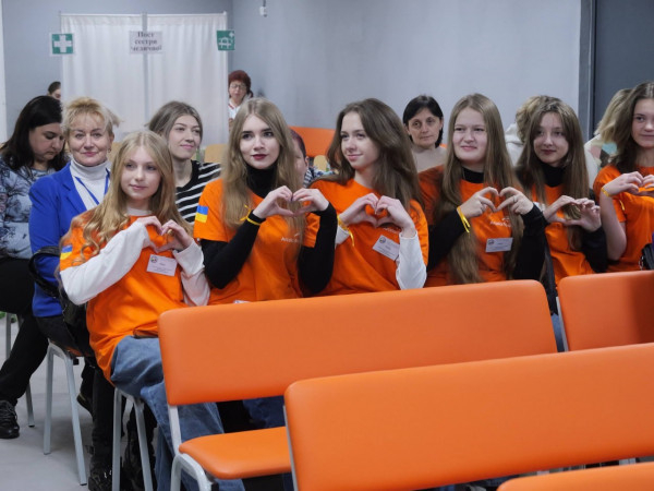 У Кривому Розі пройшов Саміт лідерів учнівського самоврядування Міської асоціації дитячих об’єднань «Плануй! Дій! Надихай!»5