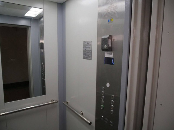 У Кривому Розі триває оновлення ліфтів у багатоповерхівках0