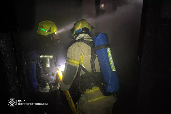 У Кривому Розі внаслідок пожежі загинула жінка, ще одну госпіталізовано з опіками1