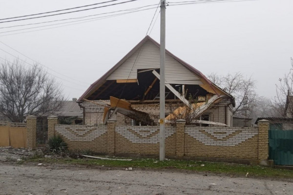 Вдень російські війська вдарили КАБами по Покровській громаді Синельниківського району: загинули двоє людей5
