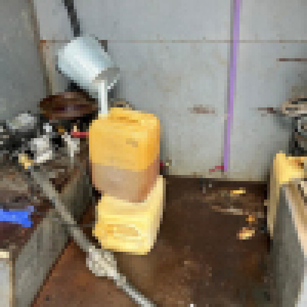 Військовослужбовці Дніпропетровщини незаконно розпродали 700 тонн пального на суму близько 28 млн грн  5