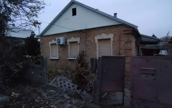 Ввечері російські окупанти вдарили безпілотниками по Дніпру: є постраждалі1