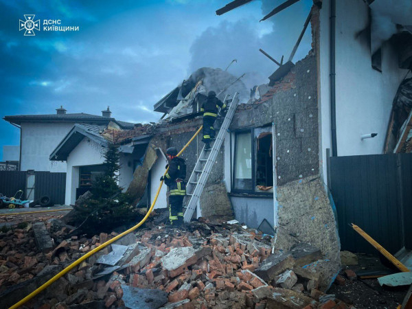 Атака дрона на Київщині: загинула пенсіонерка, троє людей поранені2