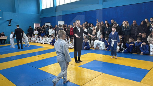 Близько 120 юних спортсменів змагалися у новорічному турнірі з дзюдо4