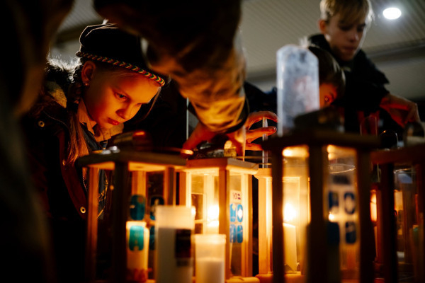 До Києва вчора увечері прибув Вифлеємський вогонь миру3