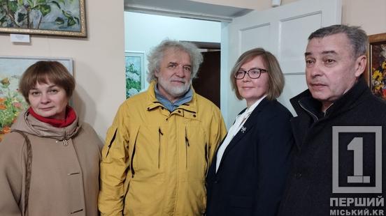 «Квіти залізного Криворіжжя»: у музеї-квартирі Григорія Синиці відкрилася виставка Олени Телятник5