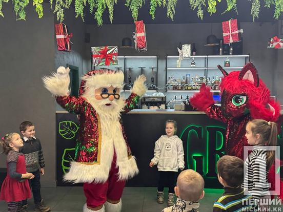 Маленьке диво для маленьких сердець: у Довгинцівському районі міста влаштували сюрприз для дітей Героїв4