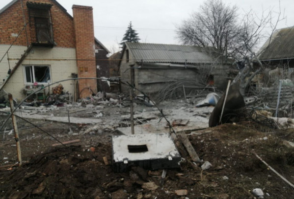 На Нікопольщині внаслідок російського обстрілу постраждала літня жінка9