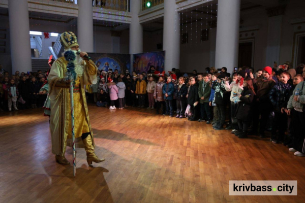 Новорічне диво для кожного: у Кривому Розі триває святковий марафон для дітей3