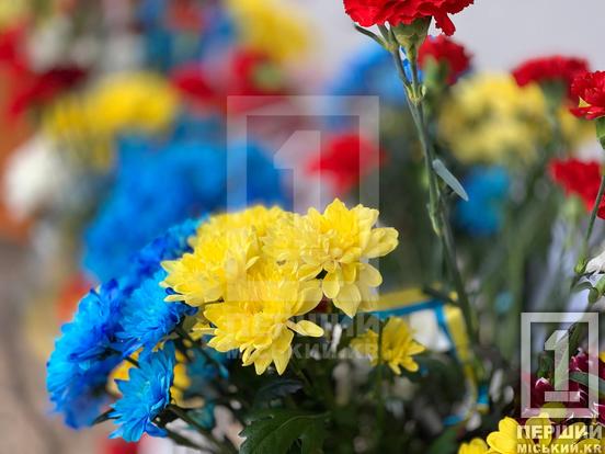 Пам'ять про них житиме у серці кожного з нас: у Кривому Розі відкрили меморіали на честь Сергія Якименка та Віктора Нікітіна-Тульчинського6