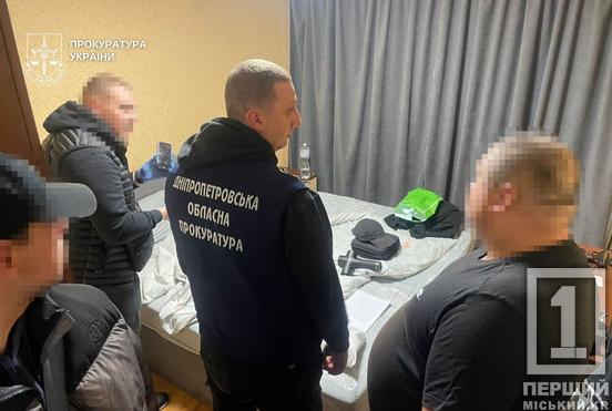 Понад 50 мільйонів – повз касу: у Дніпрі викрили масштабну схему списання грошей з банківських депозитів1