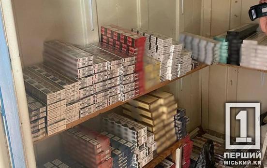 Поштова доставка безакцизки: під суд піде вірменин, який розгорнув торгівлю нелегальними цигарками по всій країні