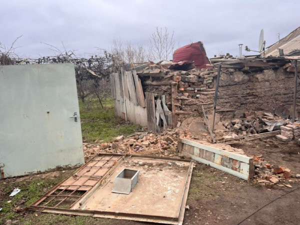 Протягом дня російські окупанти продовжували тероризувати громади Дніпропетровщини: вибухи лунали на Нікопольщині та Криворіжжі7