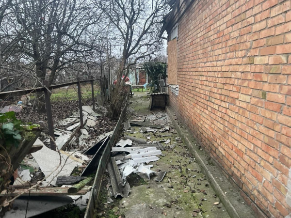 Російська армія обстріляла Нікопольщину та Криворіжжя: пошкоджені будинки та інфраструктура1