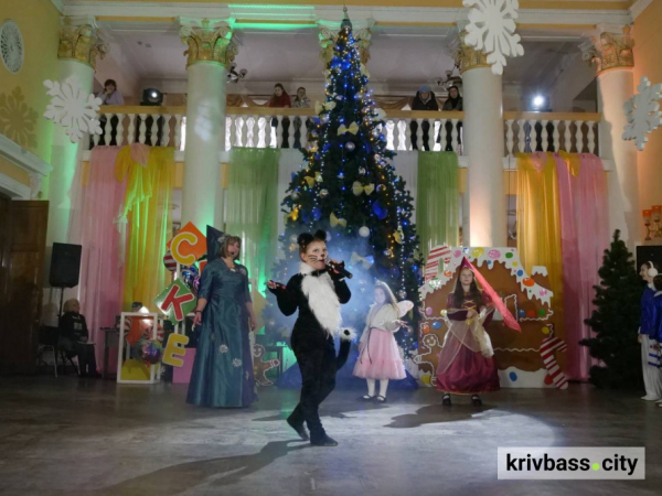 Свято для малечі: у Кривому Розі стартували новорічні програми2