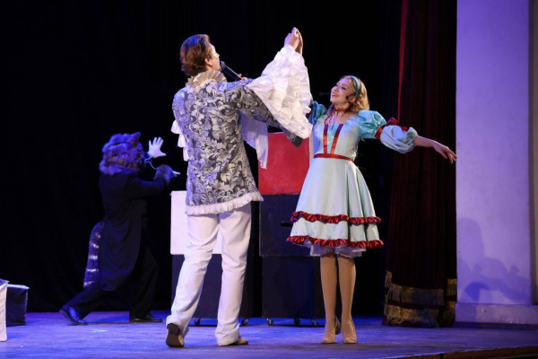 Турбота та свято попри все: у Кривому Розі триває видача подарунків та марафон різдвяних і новорічних заходів для дітей Захисників та Захисниць, а також тих, кому особливо потрібні тепло та увага8