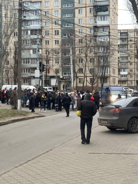 У Дніпрі чоловік поранив ножем службовців ТЦК, у відповідь вони відкрили вогонь з вонгепальної зброї0